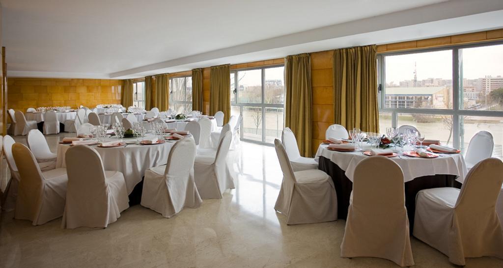Nh Ciudad De Zaragoza Hotel Exterior photo